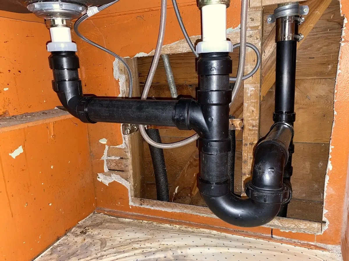 Professional Pipe Bursting equipment and tools on the job in Stowe